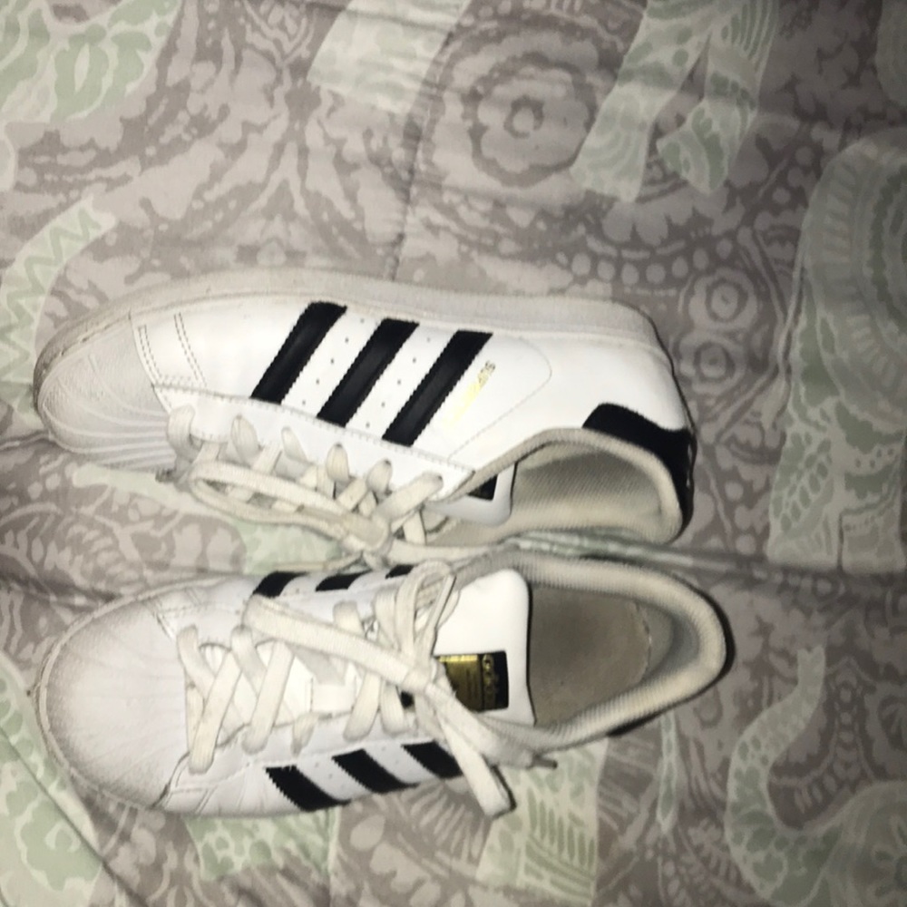 adidas superstar shoes